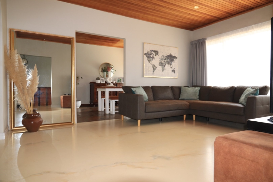 3 Bedroom Property for Sale in Greenfields Eastern Cape